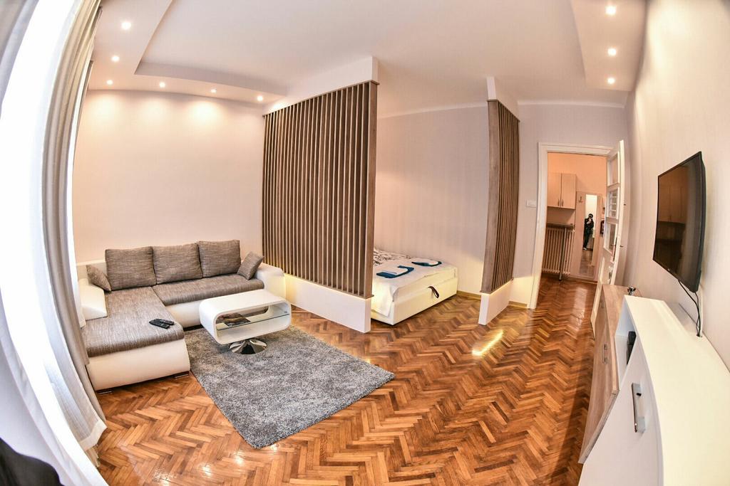 Bojan Central Apartment Novi Sad Exteriér fotografie